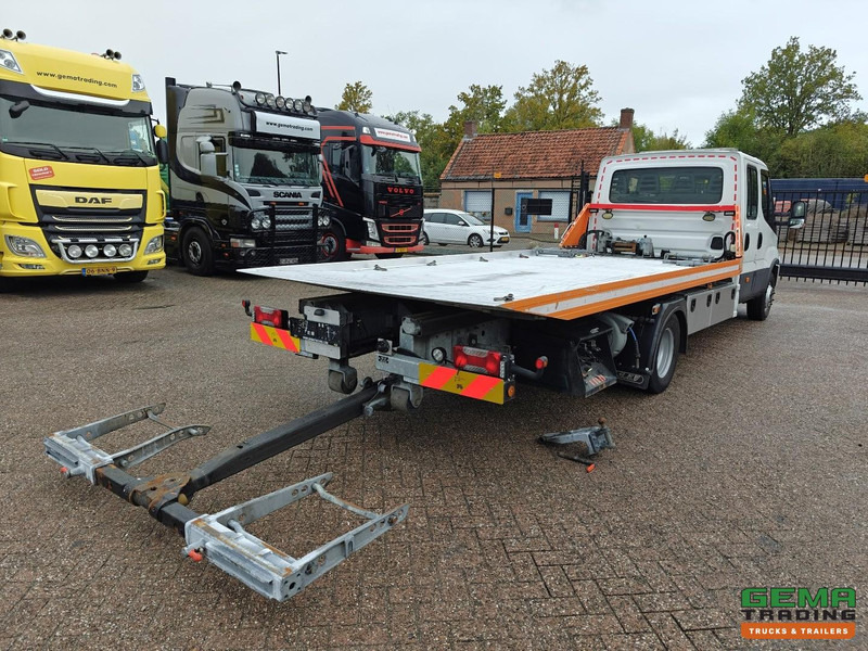 Iveco 70C18 4x2 DubbelCabine Euro6 - Jige Simplex 3T5 + Bril 1095KG - Lier 3.5T - شاحنة سحب: صورة 2 Iveco 70C18 4x2 DubbelCabine Euro6 - Jige Simplex 3T5 + Bril 1095KG - Lier 3.5T - شاحنة سحب: صورة 2