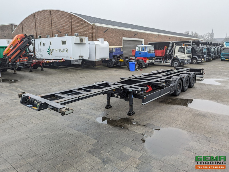 Kögel PORT 45 SIMPLEX BlackEdition - 2 LiftAssen - LZV Gekeurd - Alle aansluitingen - TOP! 07/2025APK - ناقل حاوية/ نصف مقطورة بحاوية: صورة 2 Kögel PORT 45 SIMPLEX BlackEdition - 2 LiftAssen - LZV Gekeurd - Alle aansluitingen - TOP! 07/2025APK - ناقل حاوية/ نصف مقطورة بحاوية: صورة 2