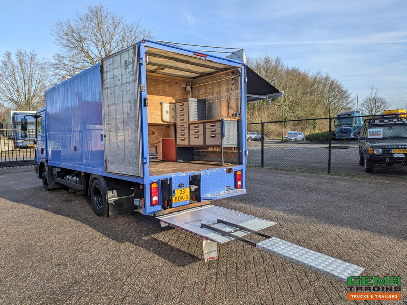 MAN TGL 7.150 4x2 Dagcabine Euro6 - Camper/Kart/Motor/ Mobiele Werkplaats - Laadklep 750KG - Zonnepaneel - شاحنة: صورة 2 MAN TGL 7.150 4x2 Dagcabine Euro6 - Camper/Kart/Motor/ Mobiele Werkplaats - Laadklep 750KG - Zonnepaneel - شاحنة: صورة 2