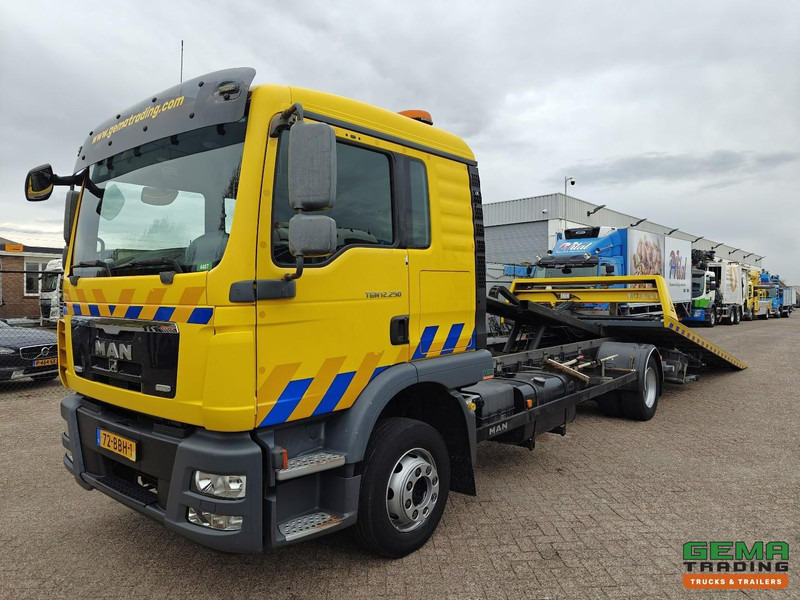 MAN TGM 12.250 4x2 Dagcabine (6 pl) Euro5 - Falkom FAS5000 + FAL2000 + Lier 3600KG - Afstandsbediening - شاحنة سحب: صورة 1 MAN TGM 12.250 4x2 Dagcabine (6 pl) Euro5 - Falkom FAS5000 + FAL2000 + Lier 3600KG - Afstandsbediening - شاحنة سحب: صورة 1