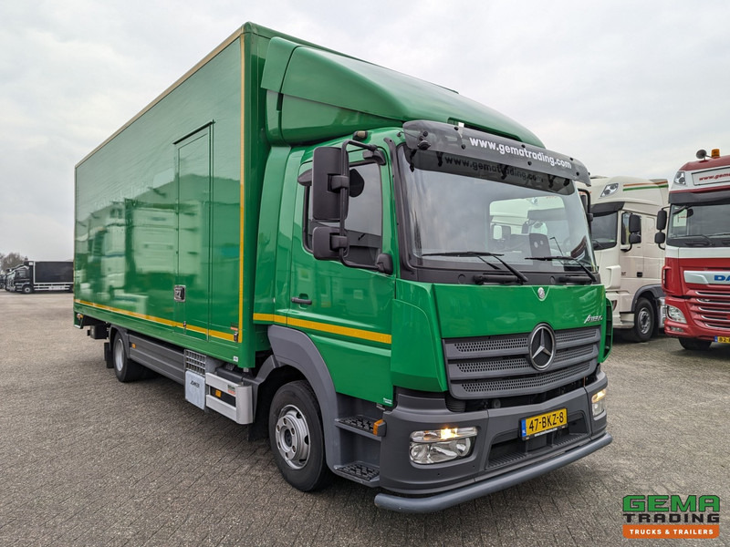 Mercedes-Benz Atego 1018 4x2 Dagcabine Euro6 - GeslotenBak 7M - Laadklep 1500KG - Zijdeur - 07/2025APK - شاحنة صندوقية: صورة 5 Mercedes-Benz Atego 1018 4x2 Dagcabine Euro6 - GeslotenBak 7M - Laadklep 1500KG - Zijdeur - 07/2025APK - شاحنة صندوقية: صورة 5