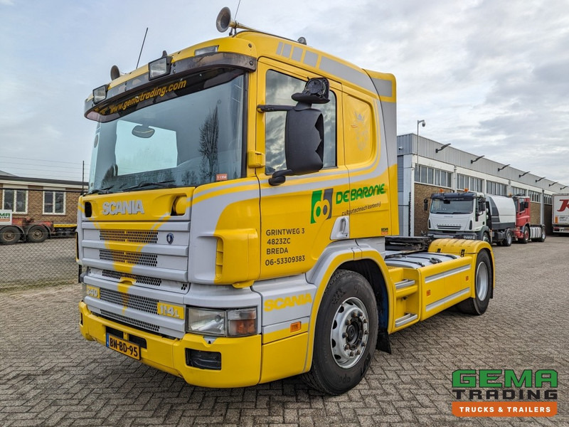Scania P114-340 LA 4x2 CP19 Euro3 Manual - Side Skirts - Toolbox (T1350) - مقطورة السحب: صورة 1 Scania P114-340 LA 4x2 CP19 Euro3 Manual - Side Skirts - Toolbox (T1350) - مقطورة السحب: صورة 1