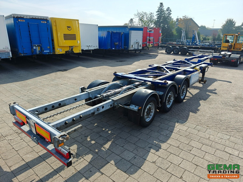 Van Hool A3C002 3-Assen JOST - Schijfremmen - Alle aansluitingen / Universeel chassis - TOP Staat! - ناقل حاوية/ نصف مقطورة بحاوية: صورة 1 Van Hool A3C002 3-Assen JOST - Schijfremmen - Alle aansluitingen / Universeel chassis - TOP Staat! - ناقل حاوية/ نصف مقطورة بحاوية: صورة 1