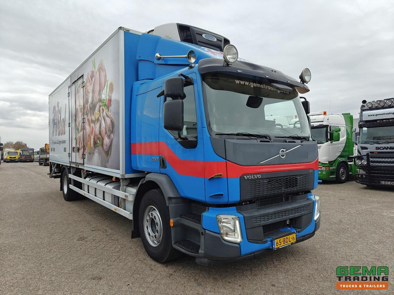 Volvo FE 250 4x2 Slaapcab Euro6 - Koel-Vriesbak 7.5m + Carrier Supra 750 Mt + Laadklep 2000kg - 01/2026 APK - شاحنة ذات مبرد: صورة 3 Volvo FE 250 4x2 Slaapcab Euro6 - Koel-Vriesbak 7.5m + Carrier Supra 750 Mt + Laadklep 2000kg - 01/2026 APK - شاحنة ذات مبرد: صورة 3