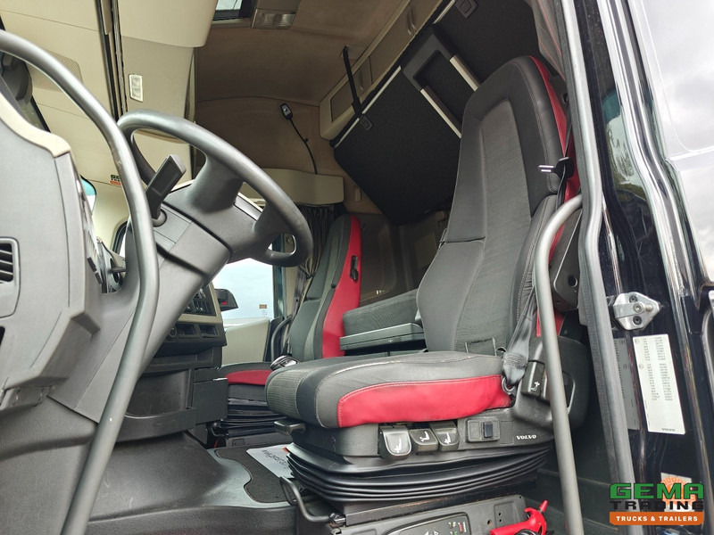 Volvo FH500 4x2 Globetrotter Euro6C - Dubbele Tanks - Side Skirts - Alcoa - رأس تريلا: صورة 5 Volvo FH500 4x2 Globetrotter Euro6C - Dubbele Tanks - Side Skirts - Alcoa - رأس تريلا: صورة 5