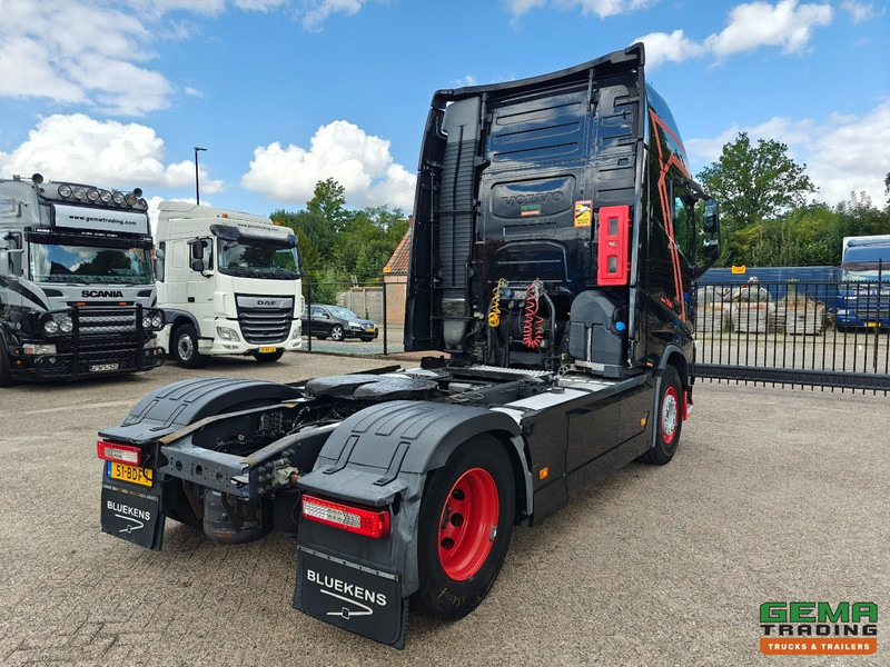 Volvo FH500 4x2 Globetrotter XL Euro5 - Dubbele Tanks - IparkCool - SMARTTacho V2 - 07/2026 APK - رأس تريلا: صورة 3 Volvo FH500 4x2 Globetrotter XL Euro5 - Dubbele Tanks - IparkCool - SMARTTacho V2 - 07/2026 APK - رأس تريلا: صورة 3