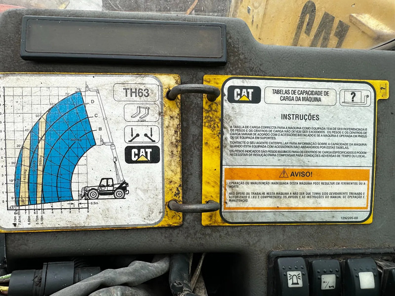 آلة رفع ونقل تلسكوبية Caterpillar TH63 4X4X4 Telehandler: صورة 11 آلة رفع ونقل تلسكوبية Caterpillar TH63 4X4X4 Telehandler: صورة 11