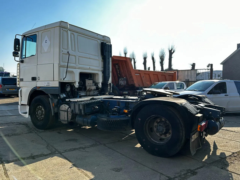DAF XF 95.380 4X2 Tractor-unit Spring/Air ZF Manual Euro2 PTO - رأس تريلا: صورة 3 DAF XF 95.380 4X2 Tractor-unit Spring/Air ZF Manual Euro2 PTO - رأس تريلا: صورة 3