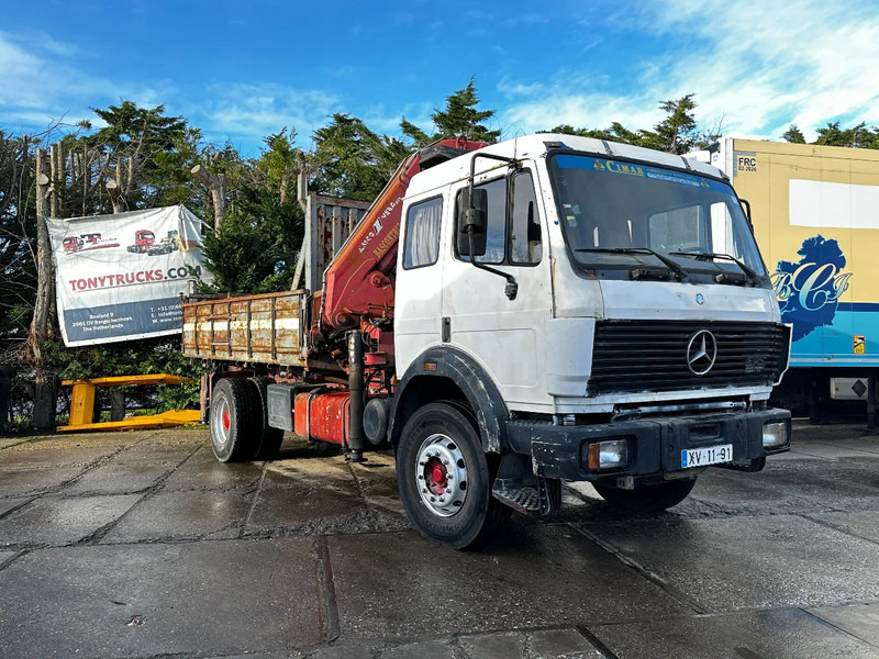 Mercedes-Benz SK 1935 V8 4X2 Tipper Spring/Spring AMCO V825 9T Crane - شاحنة قلاب, شاحنة كرين: صورة 1 Mercedes-Benz SK 1935 V8 4X2 Tipper Spring/Spring AMCO V825 9T Crane - شاحنة قلاب, شاحنة كرين: صورة 1