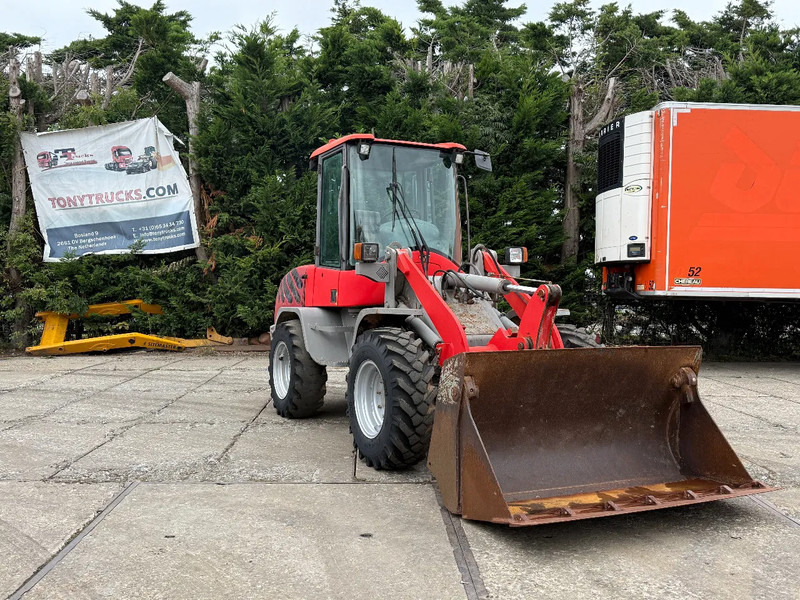 Volvo L30 WHEELLOADER OPEN BUCKET QUICK COUPLER - اللودر بعجل: صورة 1 Volvo L30 WHEELLOADER OPEN BUCKET QUICK COUPLER - اللودر بعجل: صورة 1