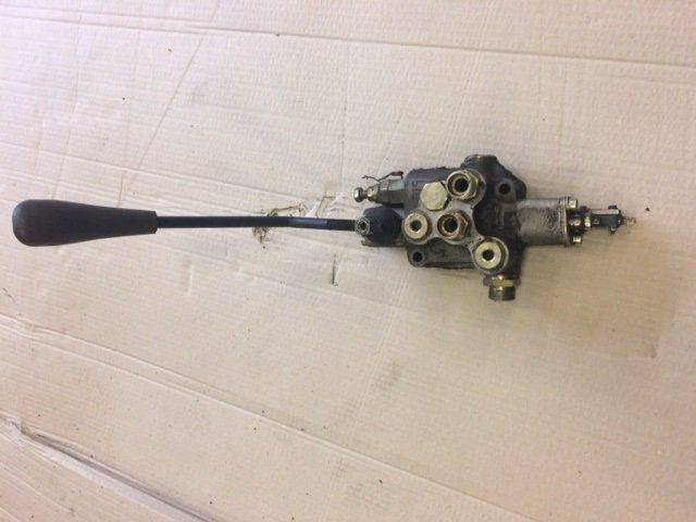 BLB Hydraulic valve for Atlet TS140STFVP420 - صمام هيدروليكي - معدات المناولة: صورة 1 BLB Hydraulic valve for Atlet TS140STFVP420 - صمام هيدروليكي - معدات المناولة: صورة 1