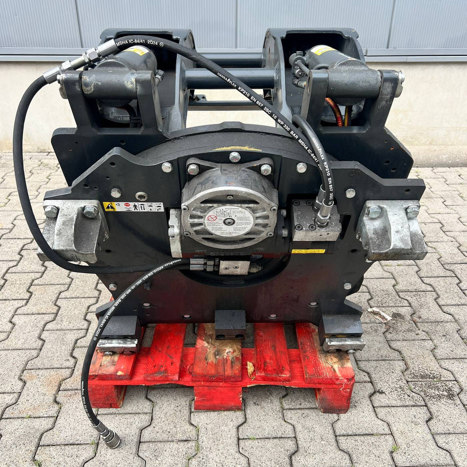 Cacade Paper Roll clamp - مشبك: صورة 3 Cacade Paper Roll clamp - مشبك: صورة 3