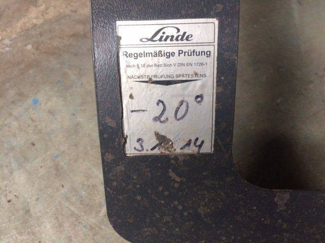 Cover, volumetric filling 55L, for Linde H25/30/35, Series 393-01 - المحرك و قطع الغيار - معدات المناولة: صورة 2 Cover, volumetric filling 55L, for Linde H25/30/35, Series 393-01 - المحرك و قطع الغيار - معدات المناولة: صورة 2