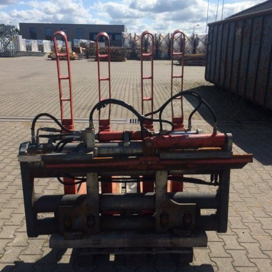 Dürwen Double Pallet Handler - مشعبات - معدات المناولة: صورة 2 Dürwen Double Pallet Handler - مشعبات - معدات المناولة: صورة 2