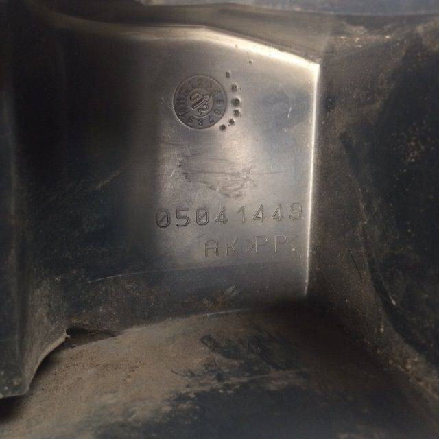 Fender on the left - رفرف - معدات المناولة: صورة 4 Fender on the left - رفرف - معدات المناولة: صورة 4