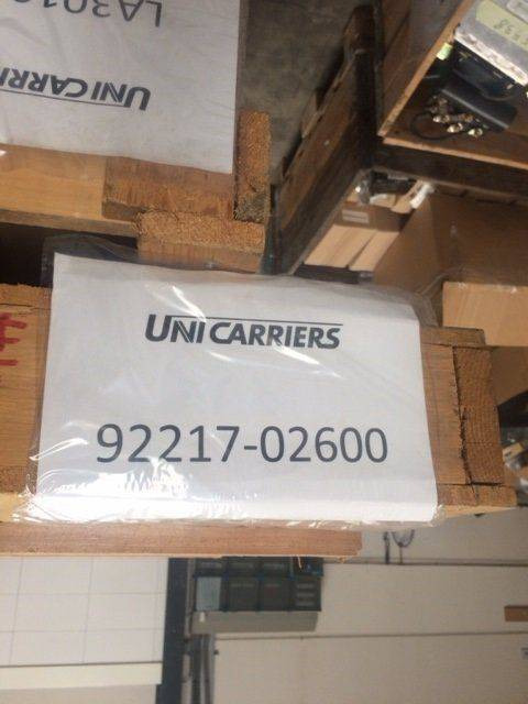 Glass front for Caterpillar / Mitsubishi - نافذة و قطع الغيار - معدات المناولة: صورة 3 Glass front for Caterpillar / Mitsubishi - نافذة و قطع الغيار - معدات المناولة: صورة 3
