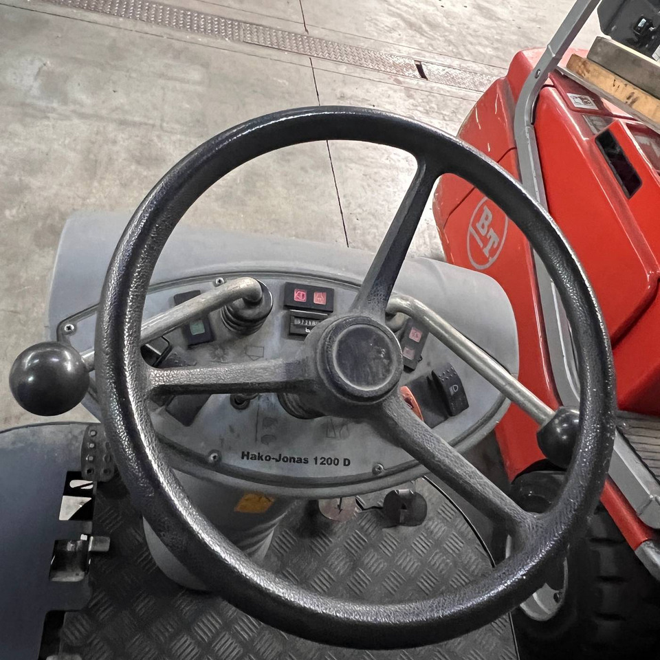 Hako Jonas 1200D - كناسة المناطق الصناعية: صورة 3 Hako Jonas 1200D - كناسة المناطق الصناعية: صورة 3