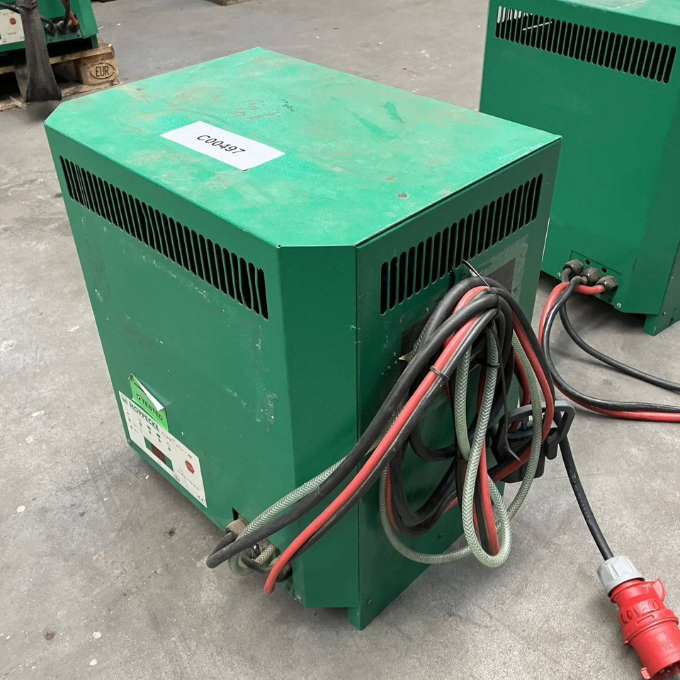 Hoppecke 48V/45A - قطع الغيار - معدات المناولة: صورة 2 Hoppecke 48V/45A - قطع الغيار - معدات المناولة: صورة 2