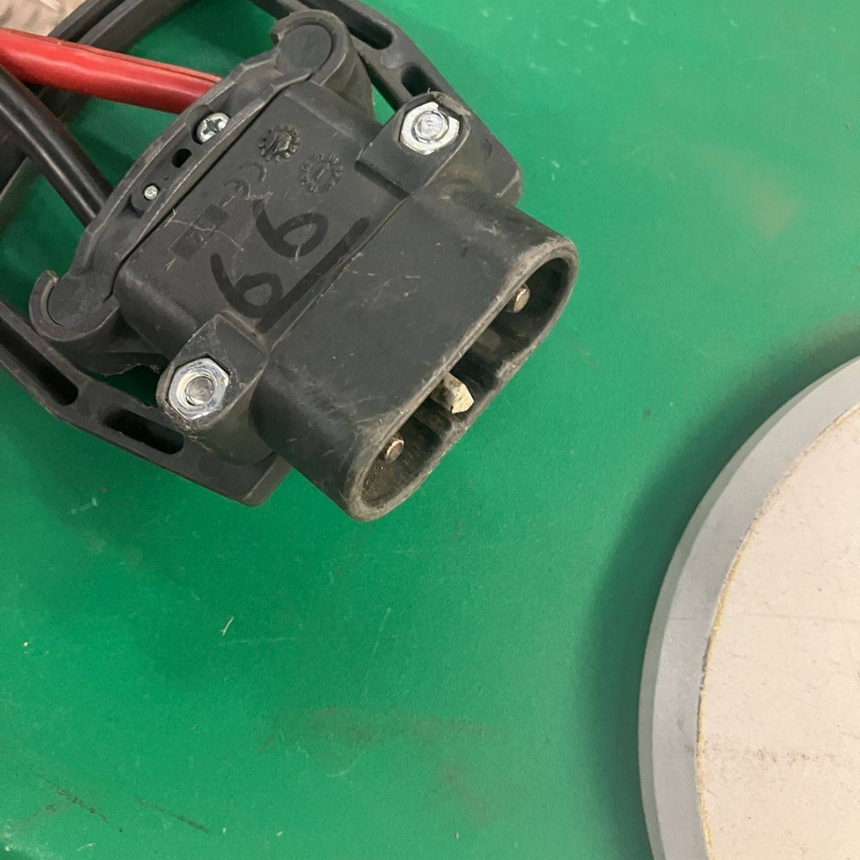 Hoppecke E230 G24/25B-F14HO-HF Trak Basic - قطع الغيار - معدات المناولة: صورة 5 Hoppecke E230 G24/25B-F14HO-HF Trak Basic - قطع الغيار - معدات المناولة: صورة 5