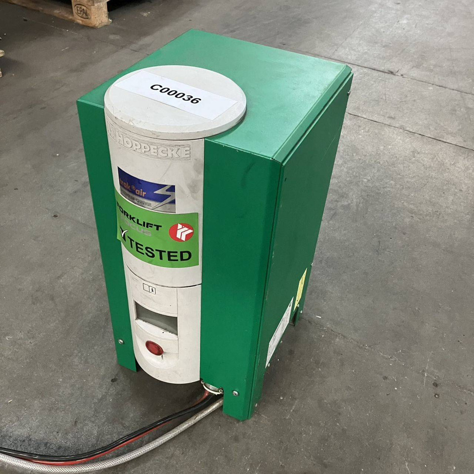 Hoppecke E230 G24/30 B-F14 H0-HF Trak Air - قطع الغيار - معدات المناولة: صورة 1 Hoppecke E230 G24/30 B-F14 H0-HF Trak Air - قطع الغيار - معدات المناولة: صورة 1