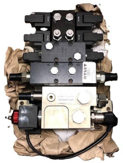 Hydraulic control valve for Atlet - صمام هيدروليكي - معدات المناولة: صورة 1 Hydraulic control valve for Atlet - صمام هيدروليكي - معدات المناولة: صورة 1