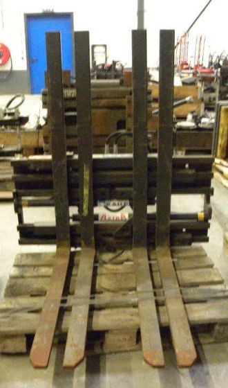 Kaup Double pallet handler - مشعبات - معدات المناولة: صورة 1 Kaup Double pallet handler - مشعبات - معدات المناولة: صورة 1
