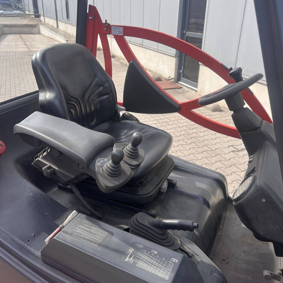 Linde E25S (336-03) - رافعة شوكية كهربائية: صورة 4 Linde E25S (336-03) - رافعة شوكية كهربائية: صورة 4