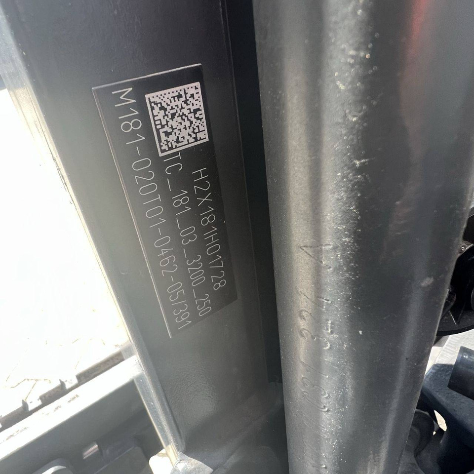 رافعة شوكية تعمل بالغاز Linde H18T (391-01) EVO: صورة 16