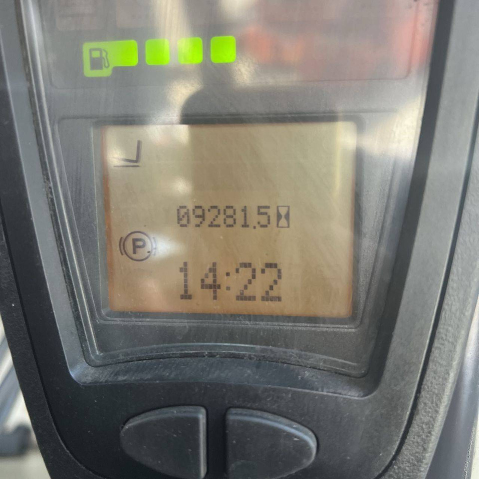 رافعة شوكية تعمل بالغاز Linde H18T (391-01) EVO: صورة 7