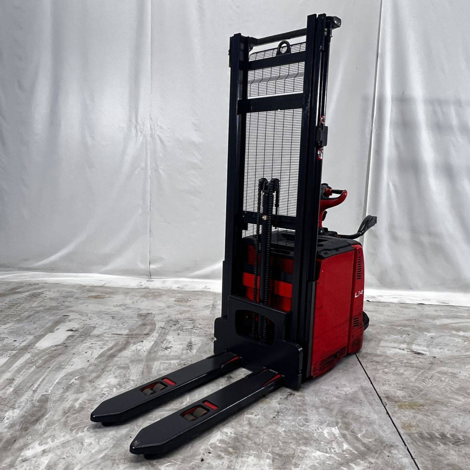 Linde L14AP (133) - آلة تكديس: صورة 2 Linde L14AP (133) - آلة تكديس: صورة 2