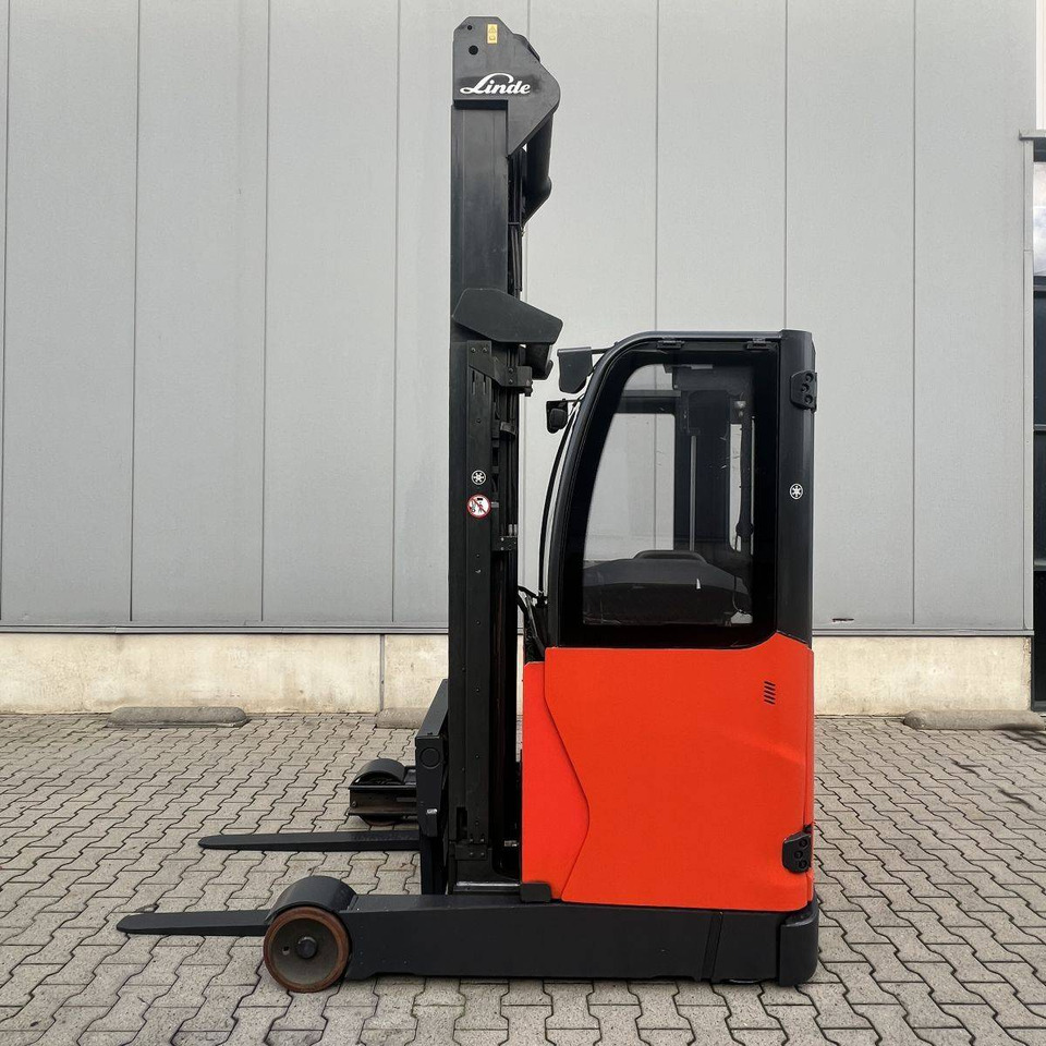 Linde R16 (1120) Coldstore - رافعة شوكية للوصول للأماكن الضيقة: صورة 3 Linde R16 (1120) Coldstore - رافعة شوكية للوصول للأماكن الضيقة: صورة 3