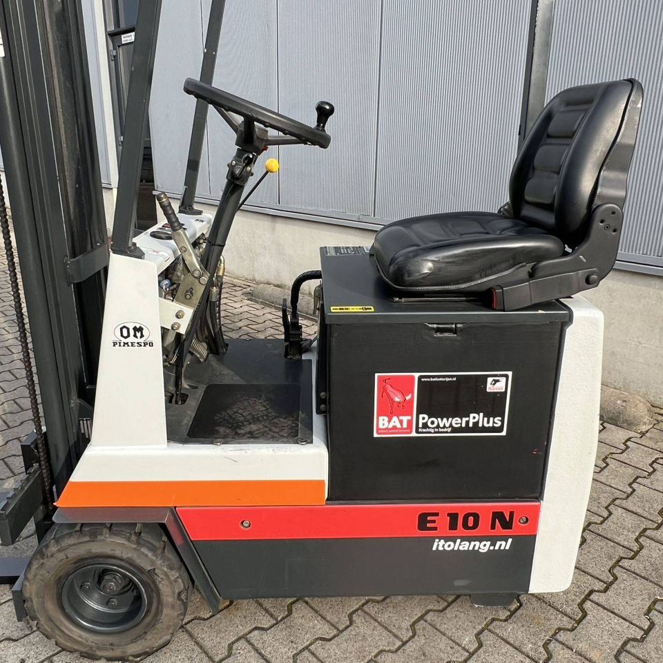 OM Pimespo E10N - رافعة شوكية كهربائية: صورة 4 OM Pimespo E10N - رافعة شوكية كهربائية: صورة 4