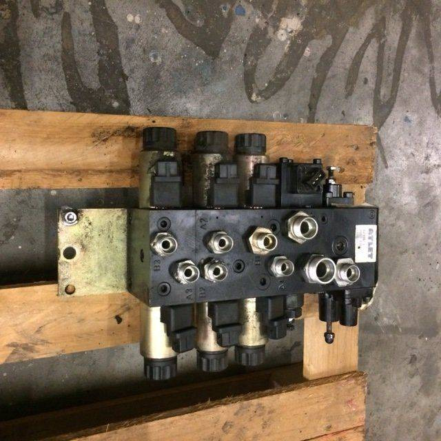 Proportional valve for Atlet - صمام هيدروليكي - معدات المناولة: صورة 4 Proportional valve for Atlet - صمام هيدروليكي - معدات المناولة: صورة 4