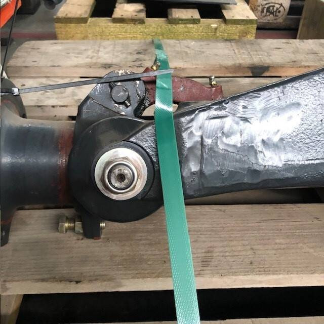 Rear axle AL16-01 2500 for Linde - المحور و قطع الغيار - معدات المناولة: صورة 4 Rear axle AL16-01 2500 for Linde - المحور و قطع الغيار - معدات المناولة: صورة 4