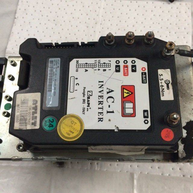 Traction controller for Atlet X-Ergo - وحدة إي سي يو - معدات المناولة: صورة 1 Traction controller for Atlet X-Ergo - وحدة إي سي يو - معدات المناولة: صورة 1