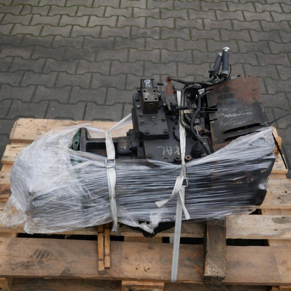 Transmission for Nissan D02 - نقل الحركة - معدات المناولة: صورة 1 Transmission for Nissan D02 - نقل الحركة - معدات المناولة: صورة 1