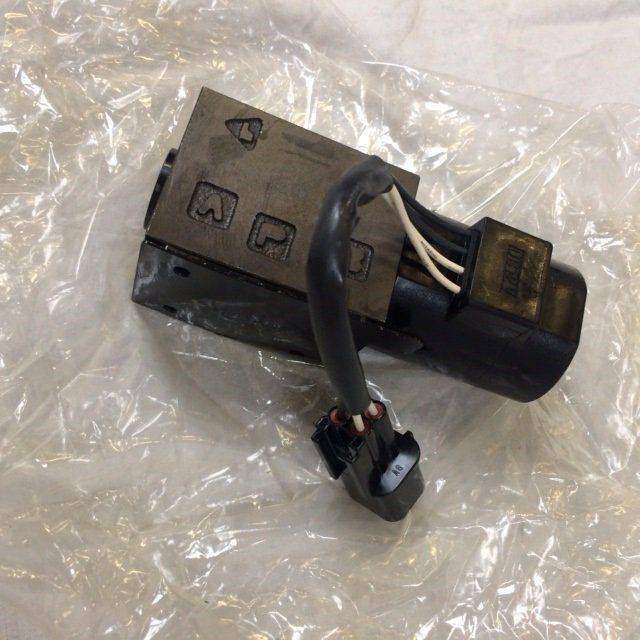 Valve assy, Solenoid for Caterpillar - صمام هيدروليكي - معدات المناولة: صورة 2 Valve assy, Solenoid for Caterpillar - صمام هيدروليكي - معدات المناولة: صورة 2