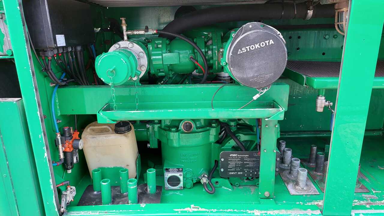 MERCEDES AXOR - شاحنة صهريج: صورة 3 MERCEDES AXOR - شاحنة صهريج: صورة 3