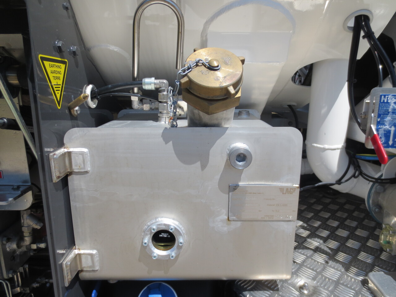 SCANIA G370 - شاحنة صهريج: صورة 5 SCANIA G370 - شاحنة صهريج: صورة 5