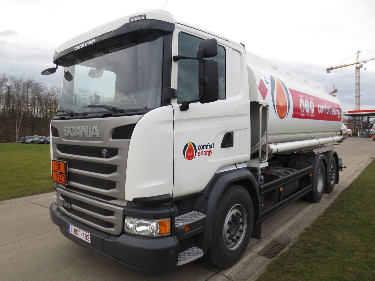 SCANIA G370 - شاحنة صهريج: صورة 1 SCANIA G370 - شاحنة صهريج: صورة 1