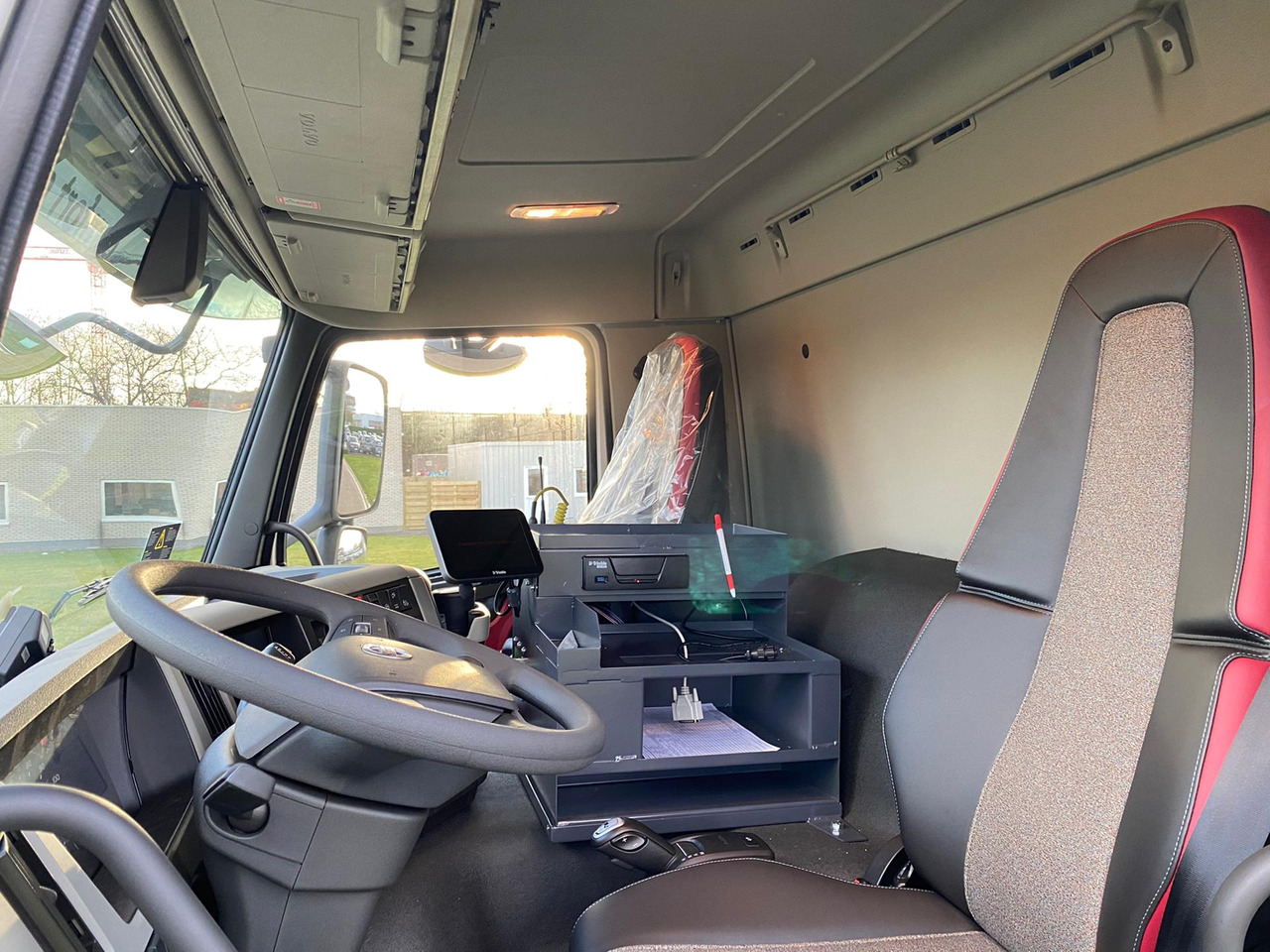 VOLVO FM - شاحنة صهريج: صورة 4 VOLVO FM - شاحنة صهريج: صورة 4