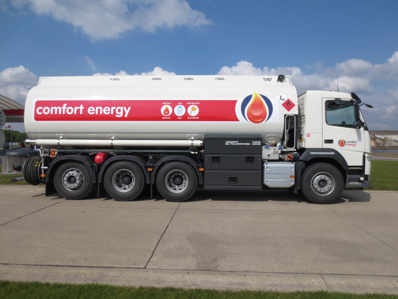 شاحنة صهريج VOLVO FM: صورة 11 شاحنة صهريج VOLVO FM: صورة 11