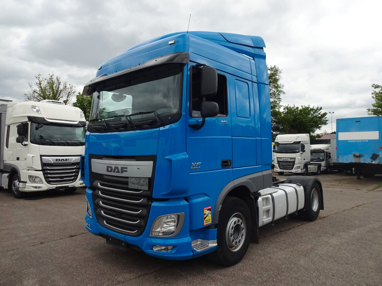 DAF XF 440, SC, Klima, 2 x Tank, Intarder, Standklim - مقطورة السحب: صورة 1 DAF XF 440, SC, Klima, 2 x Tank, Intarder, Standklim - مقطورة السحب: صورة 1