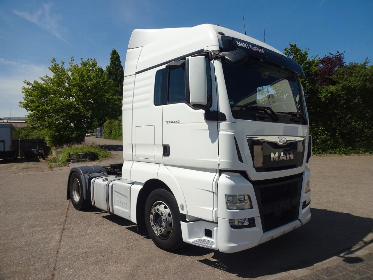 MAN TGX 18.440, XLX, Intarder, 2xTanks, ACC, Navi - مقطورة السحب: صورة 3 MAN TGX 18.440, XLX, Intarder, 2xTanks, ACC, Navi - مقطورة السحب: صورة 3