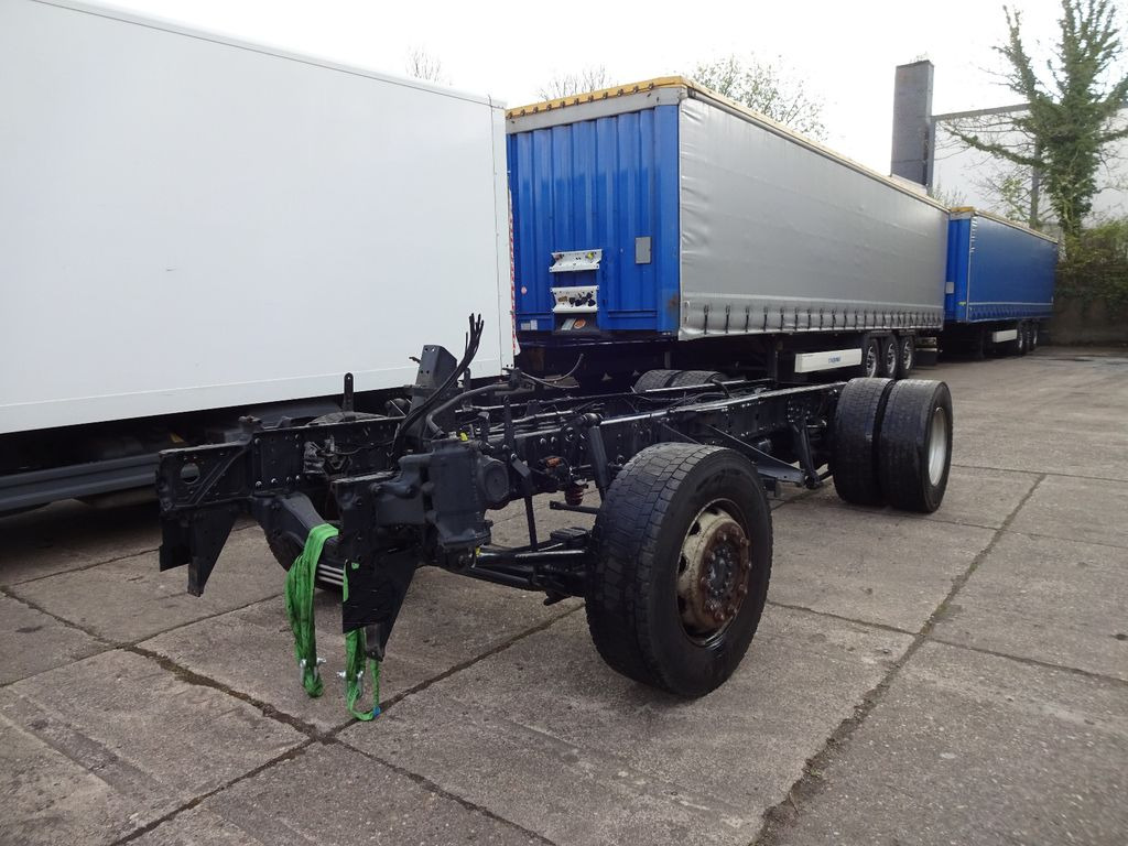 MAN TGX 18.480, Chassis mit Hinterachse, Bj-2016 - إطار هيكلي/ إطار معدني - شاحنة: صورة 1 MAN TGX 18.480, Chassis mit Hinterachse, Bj-2016 - إطار هيكلي/ إطار معدني - شاحنة: صورة 1