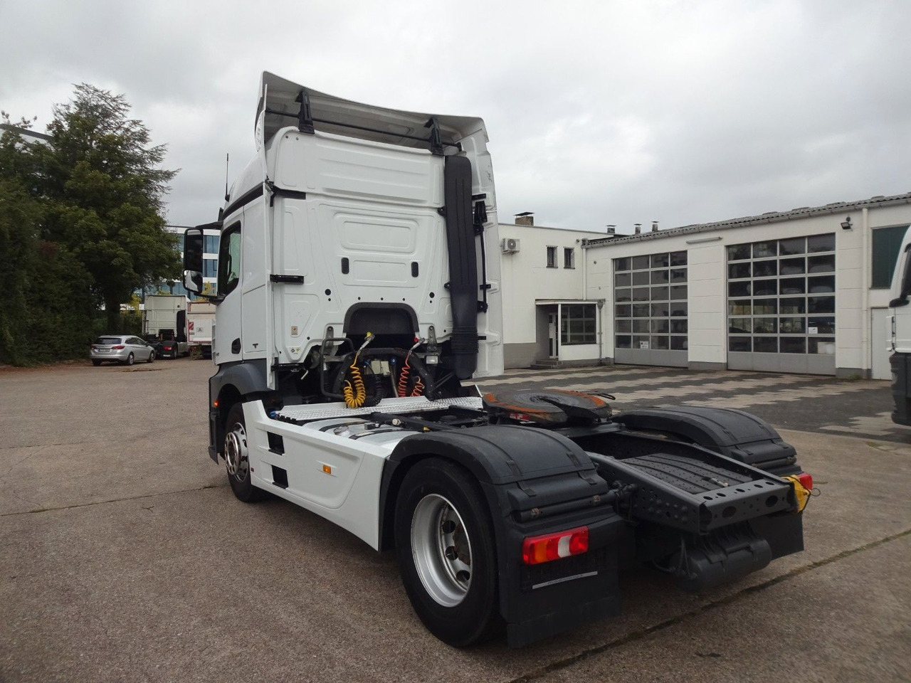 Mercedes-Benz 1843, Retarder, Klima - رأس تريلا: صورة 5 Mercedes-Benz 1843, Retarder, Klima - رأس تريلا: صورة 5