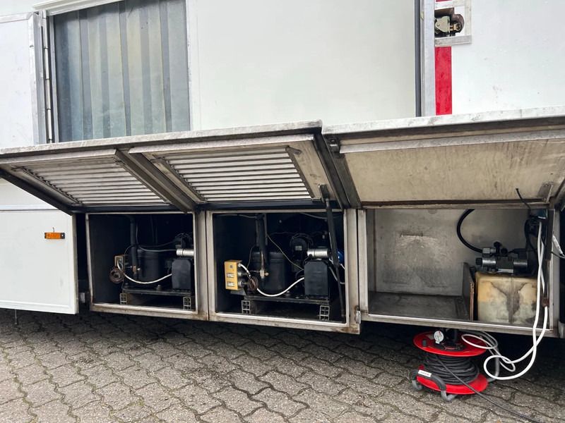 DAF LF 180 4X2 Verkoopopbouw/Verkaufsaufbau +Koeling Hydraulisch uitklapbaar - شاحنة بيع: صورة 5 DAF LF 180 4X2 Verkoopopbouw/Verkaufsaufbau +Koeling Hydraulisch uitklapbaar - شاحنة بيع: صورة 5