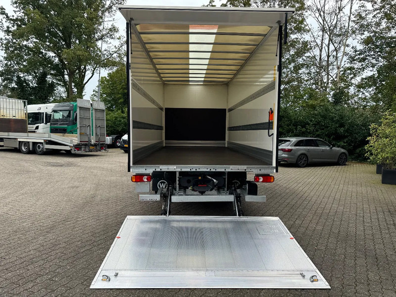 DAF LF 210 FA 6.1M Bakwagen NIEUW, Volledige garantie 3 jaar, Laadklep - Airco - Vangmuil - شاحنة صندوقية: صورة 5 DAF LF 210 FA 6.1M Bakwagen NIEUW, Volledige garantie 3 jaar, Laadklep - Airco - Vangmuil - شاحنة صندوقية: صورة 5