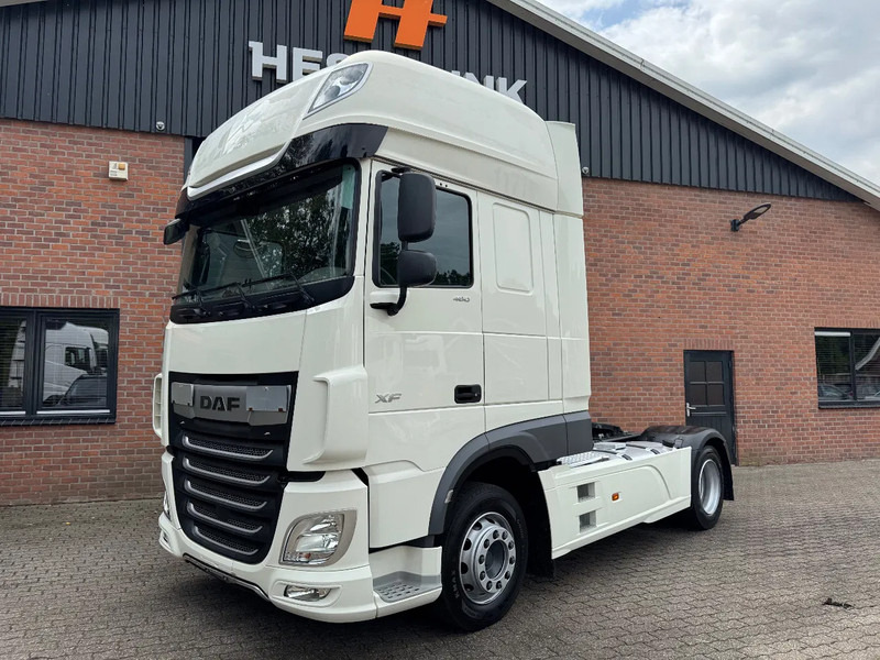 DAF XF 480 SSC Super Space 2x tank LED PTO-Prep 338.054M ACC - مقطورة السحب: صورة 1 DAF XF 480 SSC Super Space 2x tank LED PTO-Prep 338.054M ACC - مقطورة السحب: صورة 1
