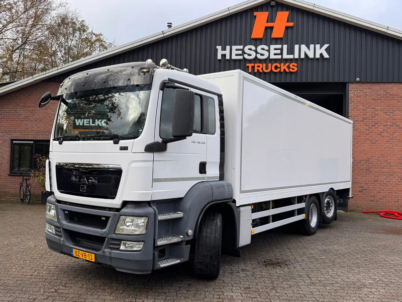 MAN TGS 26.320 7.7M Koffer Lenkachse 2.500KG LBW 291.220KM! - شاحنة صندوقية: صورة 1 MAN TGS 26.320 7.7M Koffer Lenkachse 2.500KG LBW 291.220KM! - شاحنة صندوقية: صورة 1